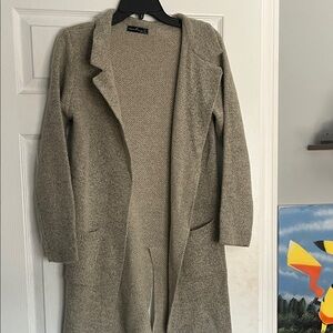 Elegant Women's Beige Cardigan Sweater